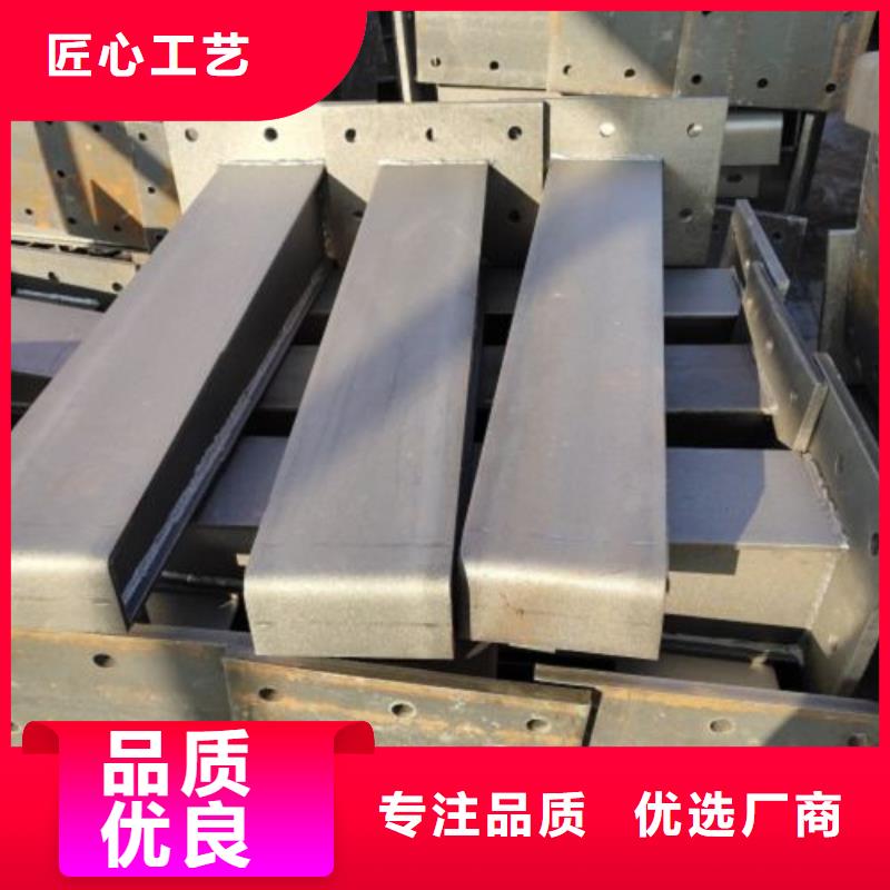 立柱_【镀锌波形护栏】制造厂家