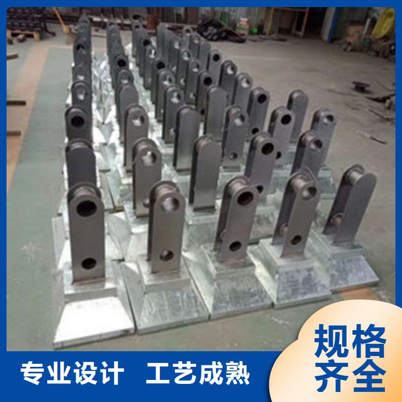 桥梁防撞护栏镀锌波形护栏专业生产厂家