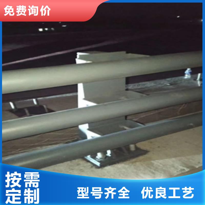 瞧！304不锈钢复合管栏杆货源充足