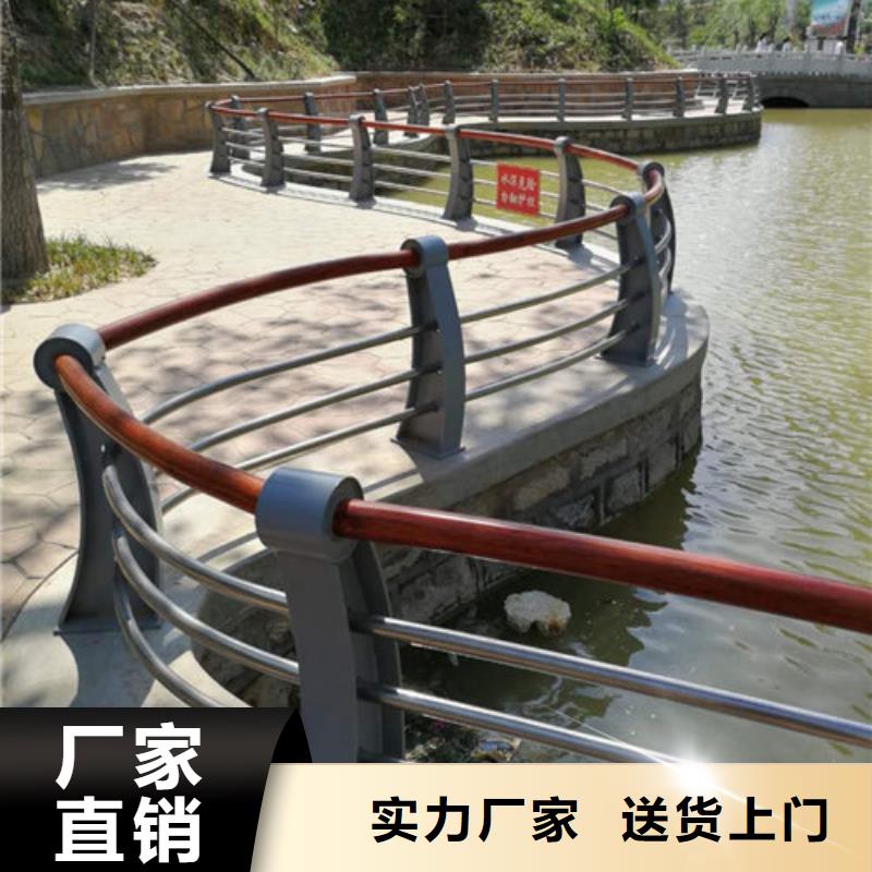 【护栏新景观灯光护栏厂家敢与同行比服务】