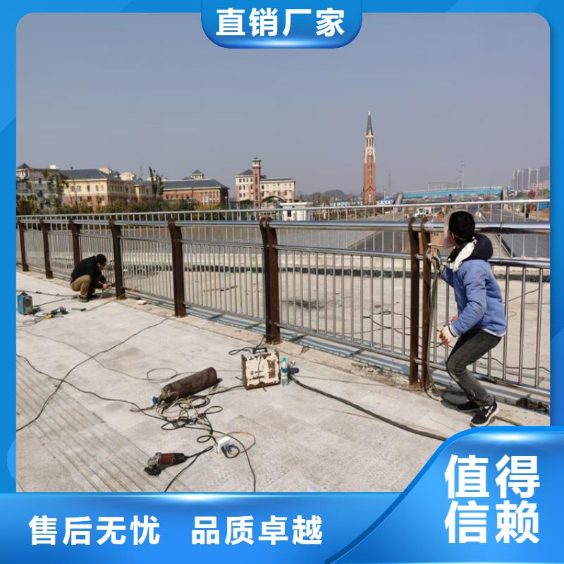 高架桥防撞栏杆来厂考察