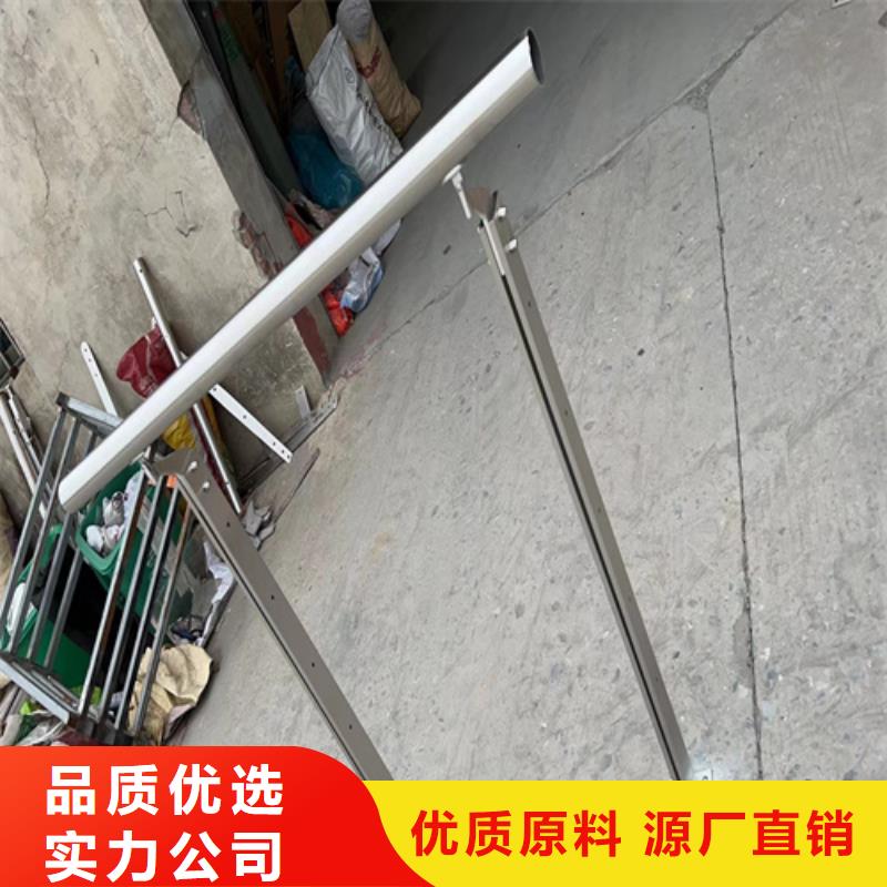 不锈钢复合管防撞护栏图片