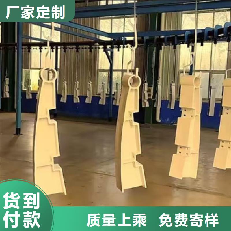 护栏质量层层把关