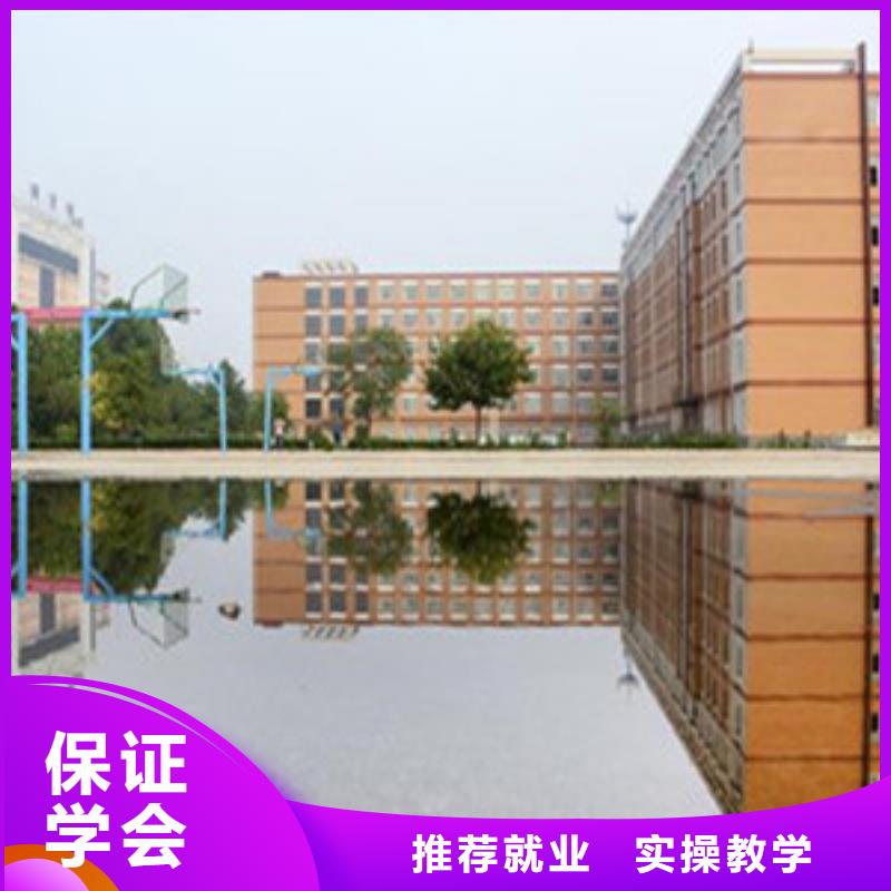 单招培训叉车塔吊驾驶培训课程多样