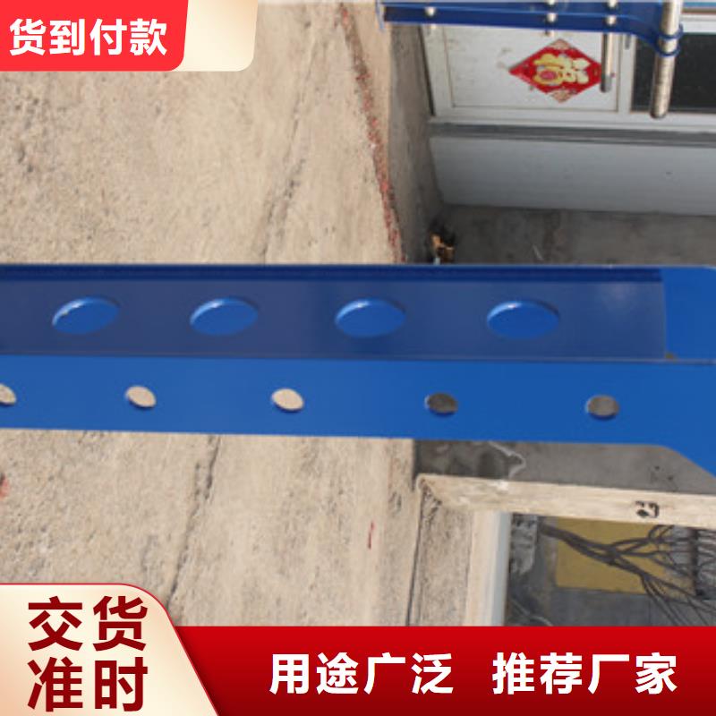 不锈钢护栏防撞立柱低价货源