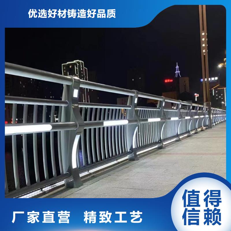 人工湖不锈钢防撞隔离仿木护栏施工