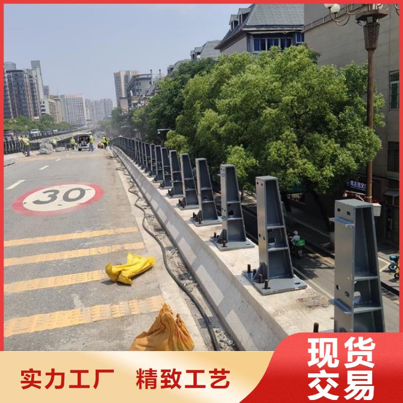 桥梁防撞不锈钢氟碳漆栏杆值得信赖