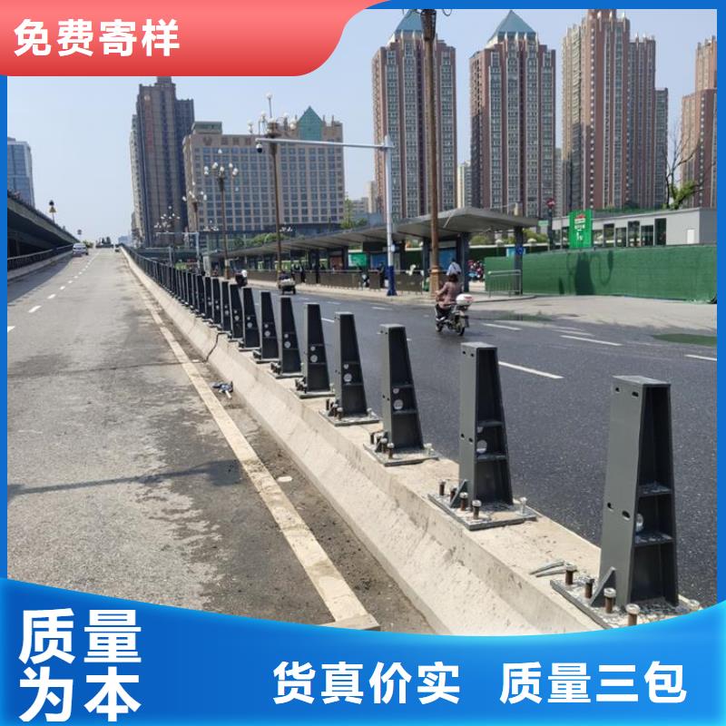 防撞锌钢仿木护栏氟碳漆批发/采购