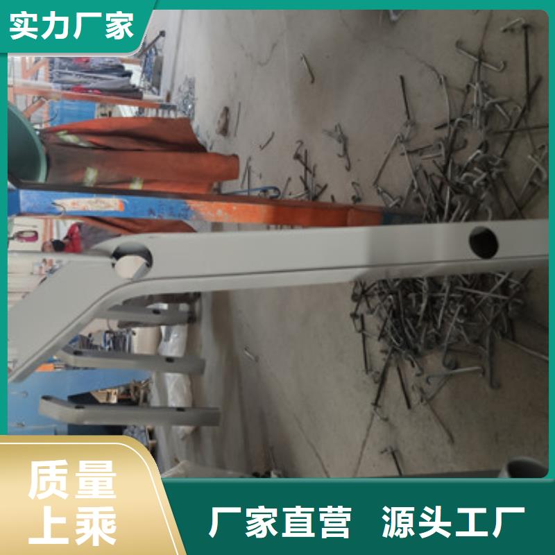 桥梁防撞不锈钢防撞隔离护栏安装很方便