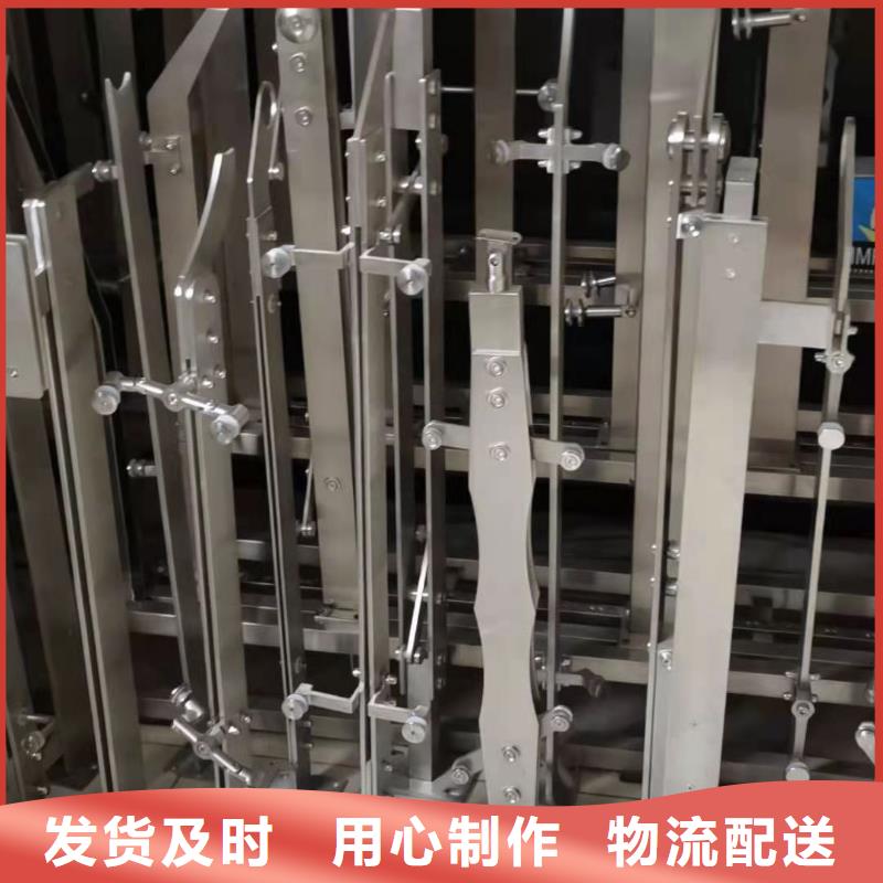 立柱桥梁护栏用心做产品