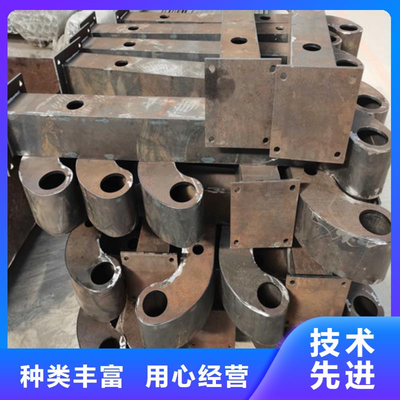 不锈钢复合管防撞护栏-防撞护栏专注产品质量与服务