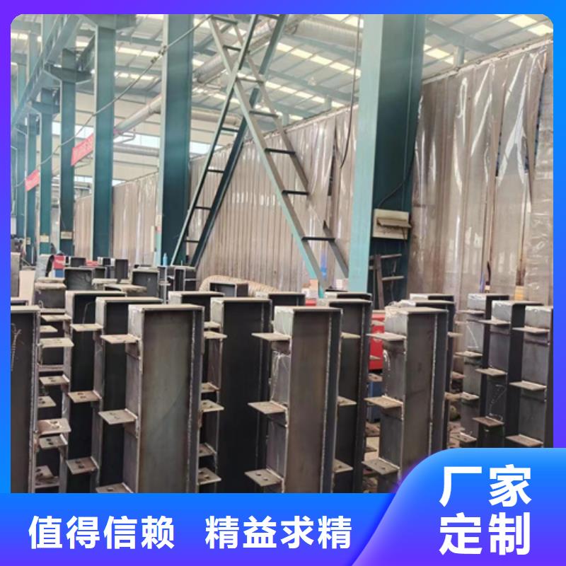灯光护栏灯光防撞护栏用心经营