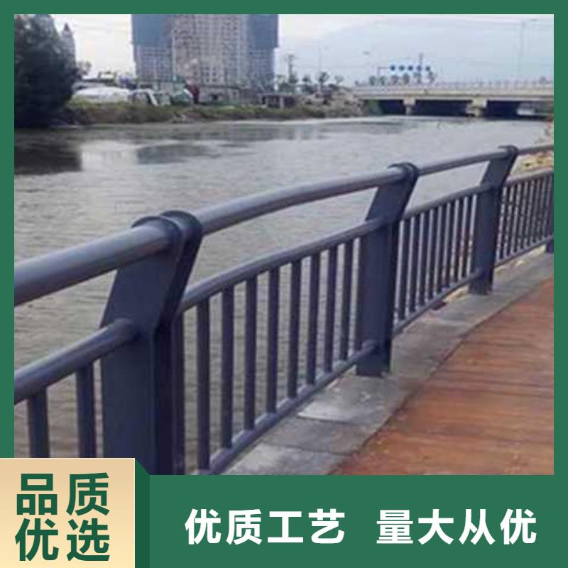 不锈钢碳素钢复合管护栏人车分流栏专业设计