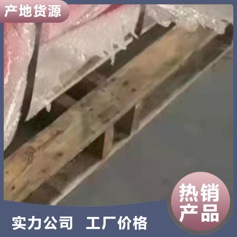 路边防撞护栏厂家低价出货