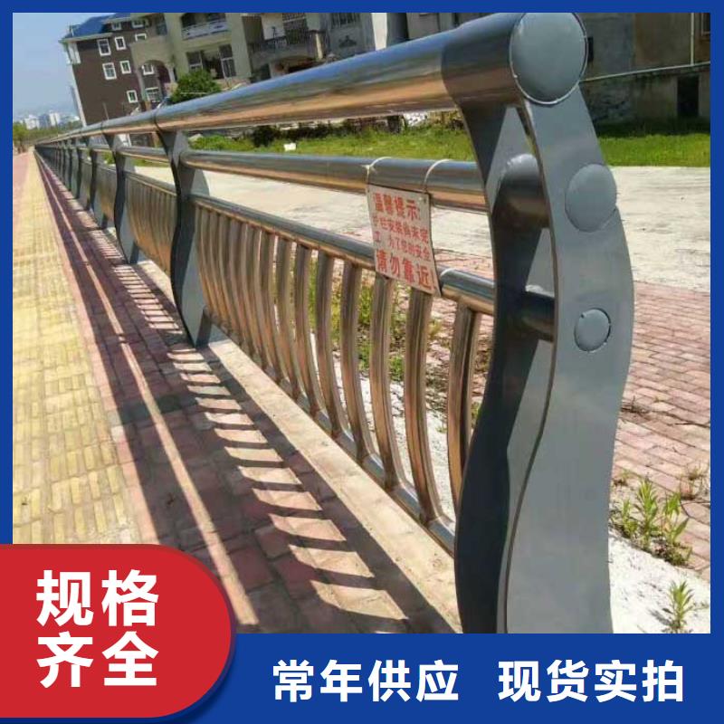 11钢板立柱专业生产制造厂