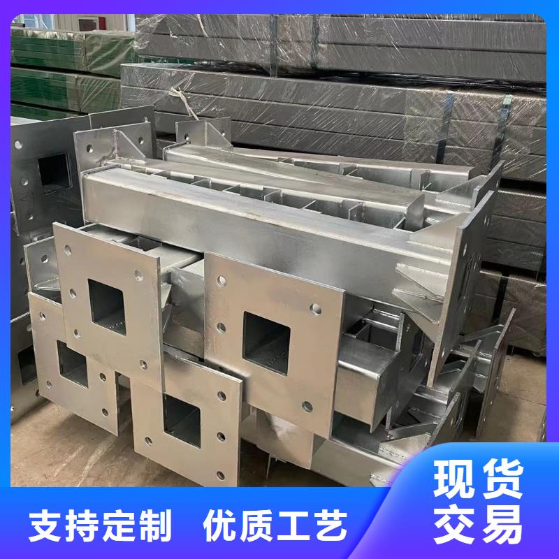 河道隔离护栏厂家电话