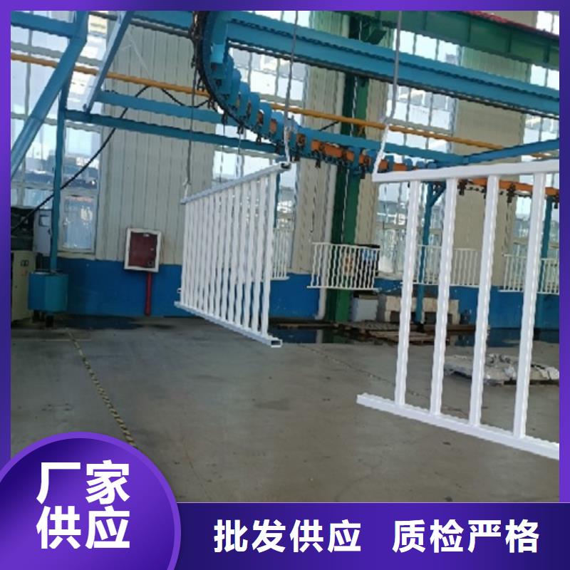 护栏原料层层筛选