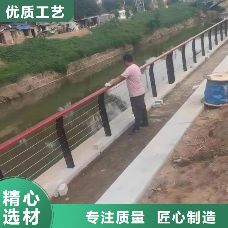 仿木纹河道护栏栏杆不锈钢河道栏杆生产厂家位置