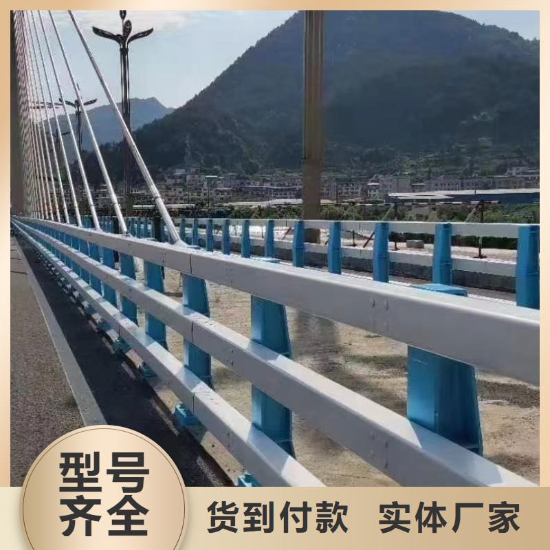 道路护栏-钢背木护栏产品细节参数