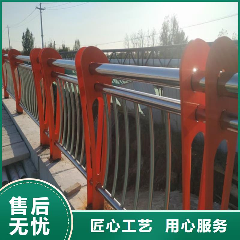 道路护栏-山东复合管护栏厂家产品实拍