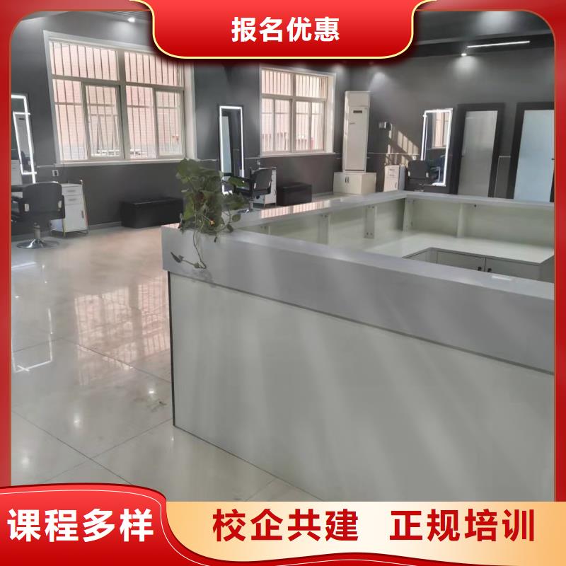美发培训学校,电气焊氩弧焊二保焊氩电联焊培训学校保证学会