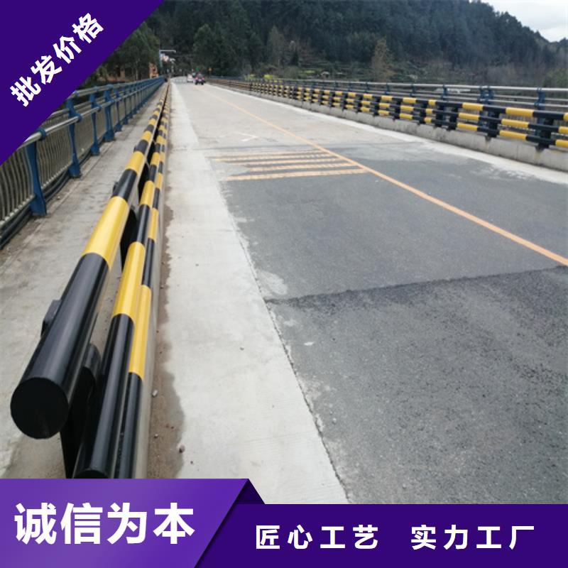 防撞护栏_桥梁机动车道护栏实体厂家