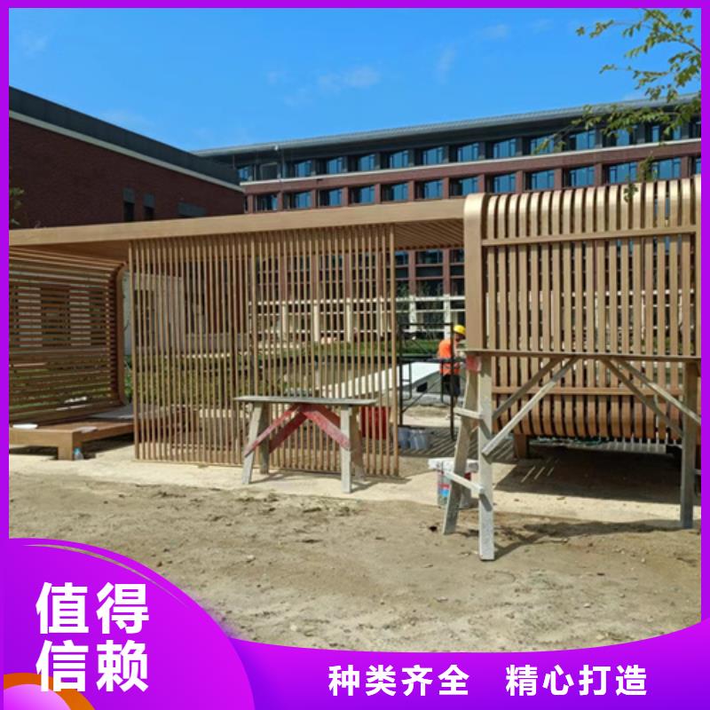 海南澄迈县生态木纹漆全包施工价格#方钢圆管#长廊护栏#园林建筑