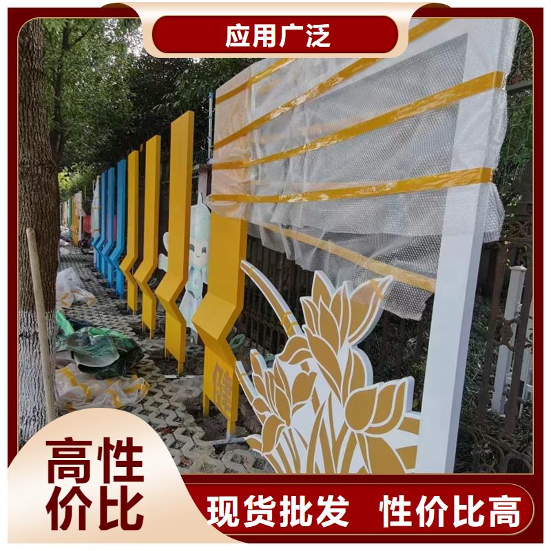 不锈钢大树雕塑景观小品实力雄厚