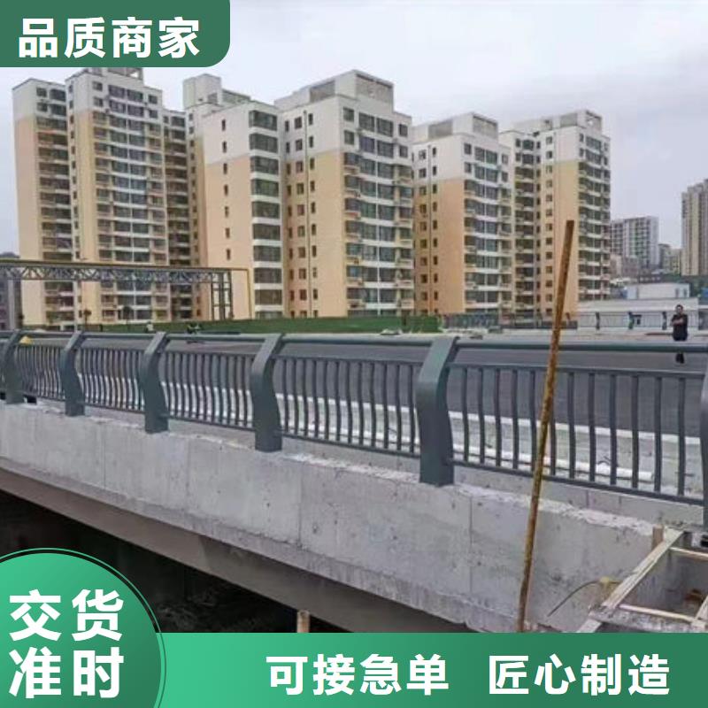 施工队伍波形梁护栏多少钱一米