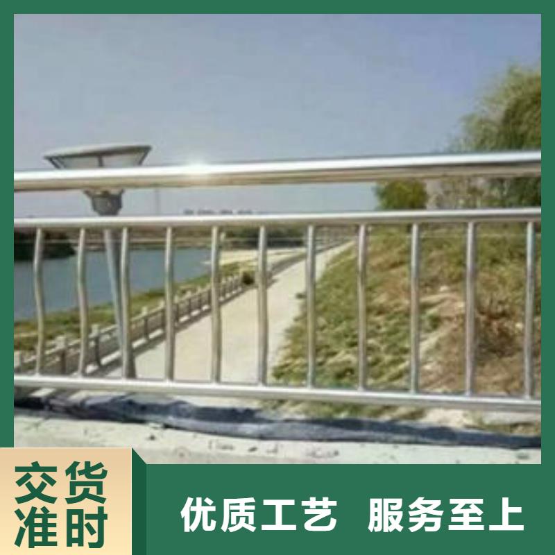 桥梁防撞支架桥梁护栏生产厂家选择大厂家省事省心